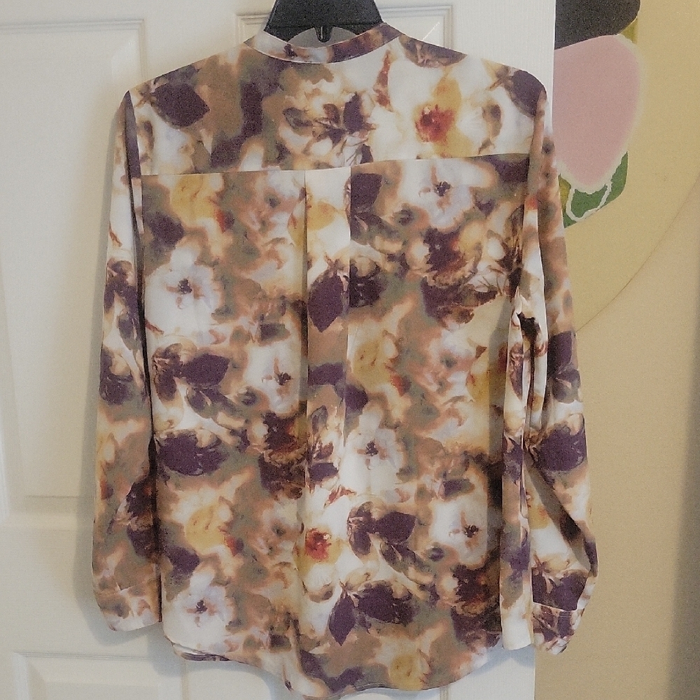 BYdesign szXL button down front pocket long sleeve Floral Blouse - Picture 5 of 5